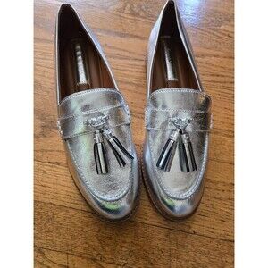 Franco Sarto Carolyn Low Loafer Size 10 M Silver Tassel Comfort Flat Slip On